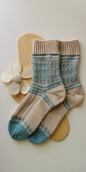 Socke Lilly